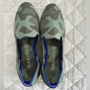 EUC Rothy’s olive camo loafers size 10.5